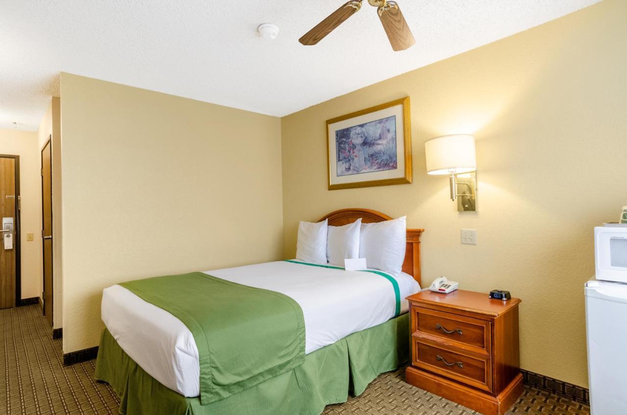 Cheyenne Guest Inn エクステリア 写真
